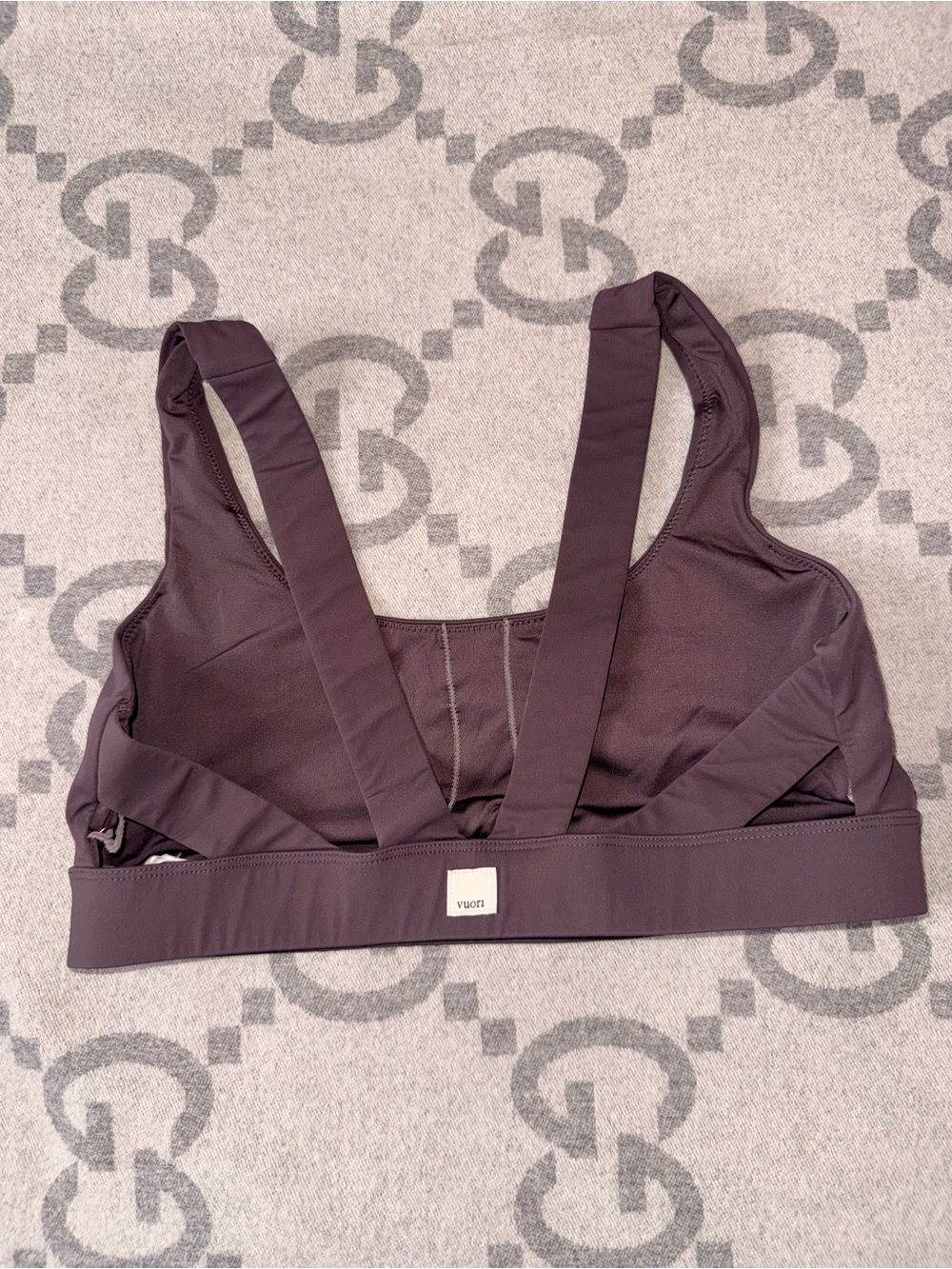 Vuori Stride Sports bra Plum Supportive Strappy Sports Bralette